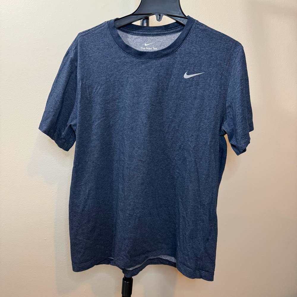 Nike Men's Heathered Navy Tee